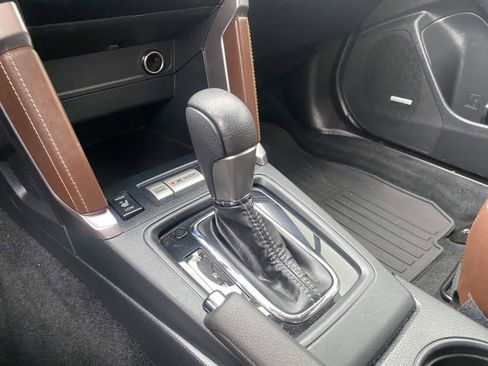 Used 2017 Subaru Forester 2.5i Touring w/ Popular Package #1 image 27