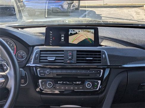 Used 2018 BMW M4 Coupe image 18