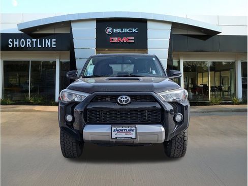 Used 2019 Toyota 4Runner TRD Off-Road Premium AWD/4WD image 10