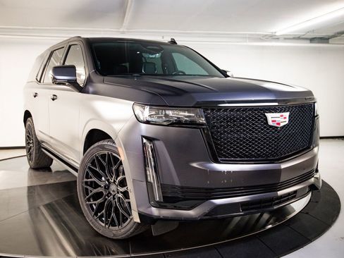 Used 2023 Cadillac Escalade Sport w/ Touring Package AWD/4WD image 9