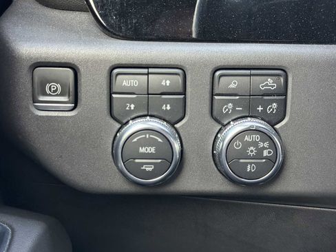 Used 2022 GMC Sierra 1500 SLT w/ SLT Premium Plus Package image 15