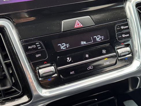 Used 2022 Kia Sorento SX image 24