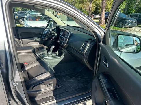 Used 2022 GMC Canyon AT4 w/ Trailering Package AWD/4WD image 9