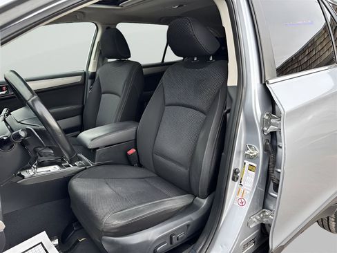 Used 2015 Subaru Outback 2.5i Premium image 13