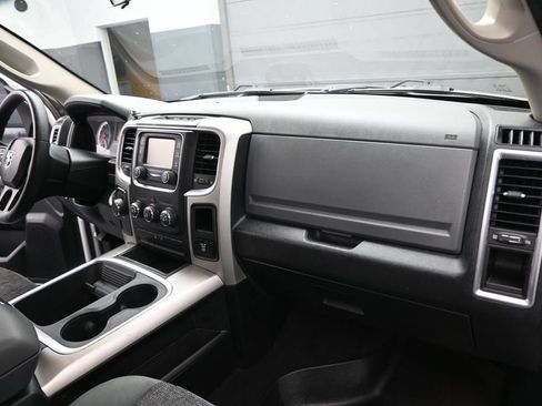 Used 2017 RAM 1500 Classic SLT RWD image 27