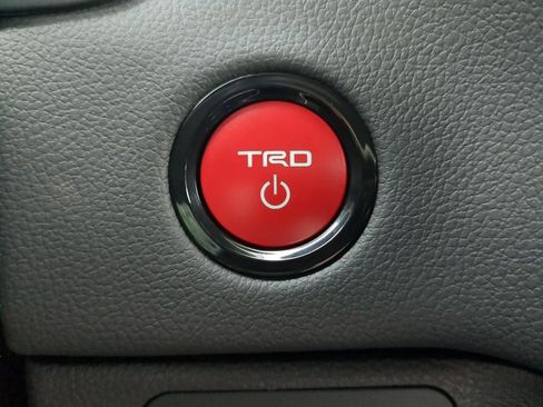 New 2026 Toyota Tundra Limited AWD/4WD image 22