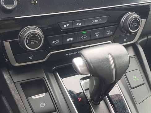 Used 2019 Honda CR-V Touring image 30