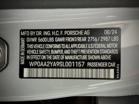 Used 2025 Porsche Panamera 4 image 31