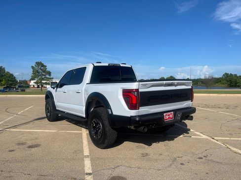 Used 2025 Ford F150 Raptor w/ Equipment Group 803A Raptor R AWD/4WD image 4