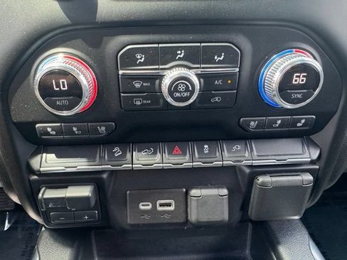 Certified 2021 GMC Sierra 1500 AT4 AWD/4WD image 18