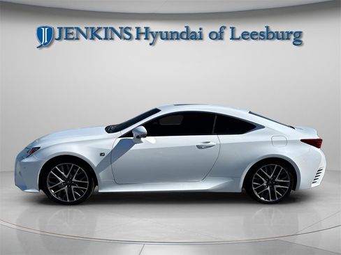 Used 2016 Lexus RC 200t image 4