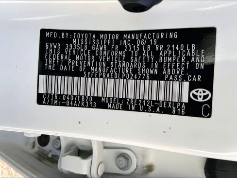 Used 2020 Toyota Corolla LE image 32