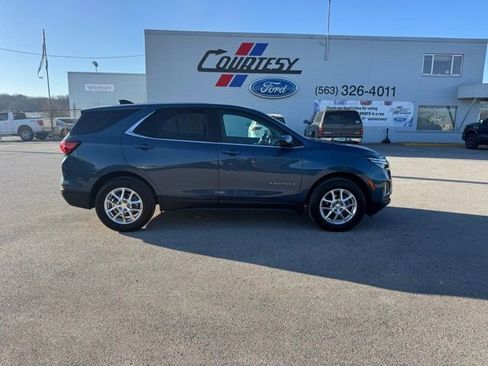 Used 2024 Chevrolet Equinox LT w/ Driver Convenience Package image 6
