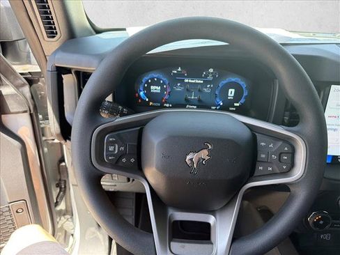 New 2026 Ford Bronco 2-Door AWD/4WD image 12