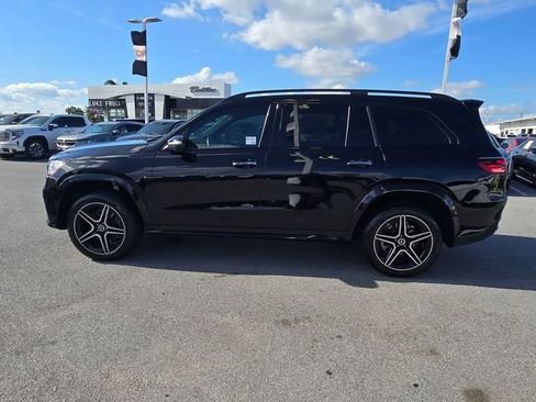 Used 2024 Mercedes-Benz GLS 450 4MATIC image 8