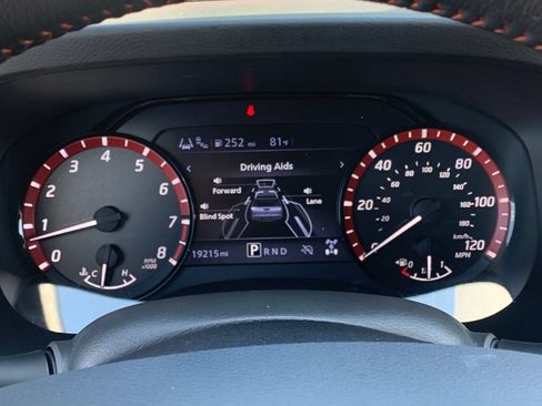 Used 2025 Nissan Frontier PRO-4X w/ Pro Convenience Package AWD/4WD image 9