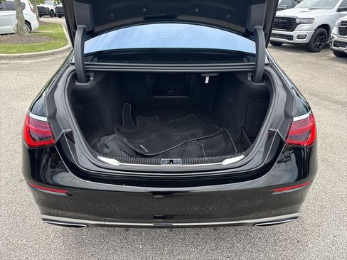 Used 2023 Mercedes-Benz S 500 4MATIC image 18