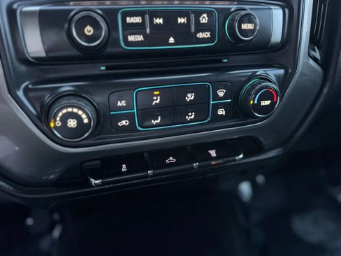 Used 2015 Chevrolet Silverado 2500 LT AWD/4WD image 19