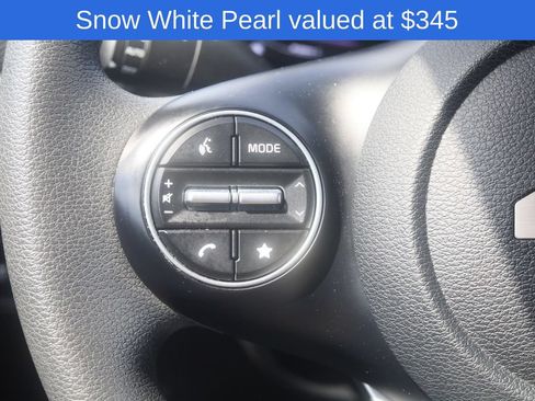 Used 2023 Kia Soul LX w/ LX Technology Package FWD image 5