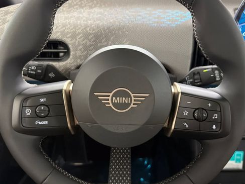 New 2026 MINI Cooper 2-Door Hardtop FWD image 24