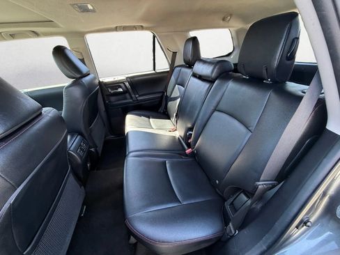 Used 2021 Toyota 4Runner TRD Off-Road Premium w/ Moonroof Package AWD/4WD image 24