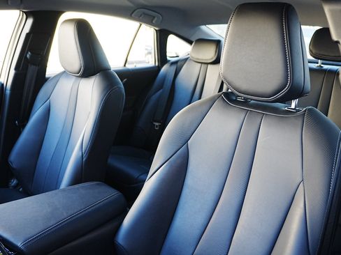 Used 2023 Toyota Mirai XLE w/ Advanced Technology Package image 10