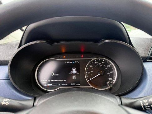 Used 2024 Nissan Versa SV w/ Trunk Package FWD image 14