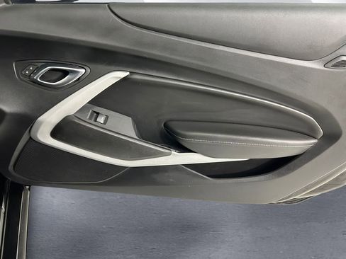 Used 2022 Chevrolet Camaro SS RWD image 15