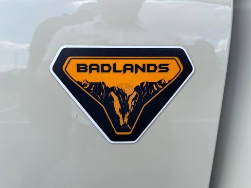 Used 2025 Ford Bronco Badlands AWD/4WD image 25