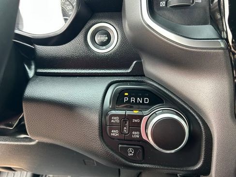 Used 2025 RAM 1500 Big Horn AWD/4WD image 30
