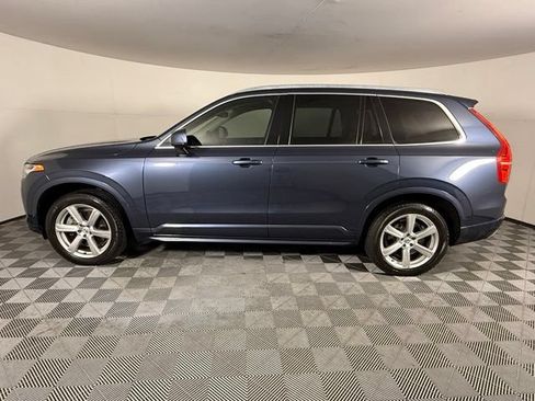 Used 2020 Volvo XC90 T6 Momentum w/ Protection Package Premier AWD/4WD image 3