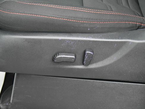 Used 2024 Nissan Frontier Pro-X w/ Pro Convenience Package image 16