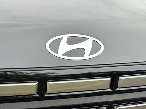 New 2026 Hyundai Santa Fe SE image 10