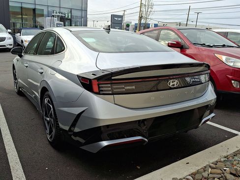 Certified 2026 Hyundai Sonata SEL FWD image 4