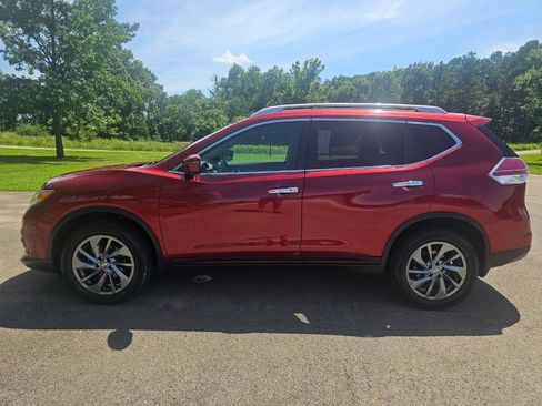 Used 2016 Nissan Rogue SL AWD/4WD image 9