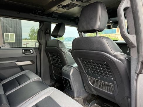 Used 2022 Ford Bronco Black Diamond AWD/4WD image 23