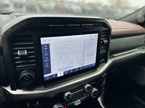 Used 2023 Ford F150 Lariat w/ Equipment Group 502A High image 18