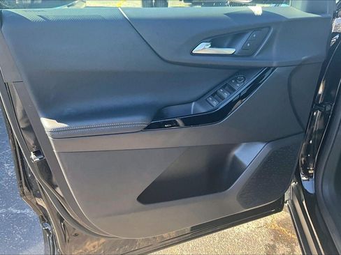 Used 2026 Chevrolet Equinox LT FWD image 26