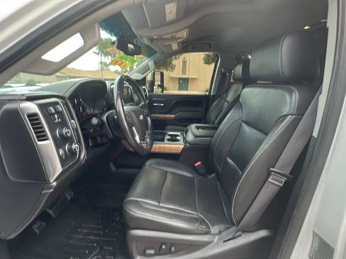 Used 2016 Chevrolet Silverado 3500 LTZ w/ Duramax Plus Package image 11