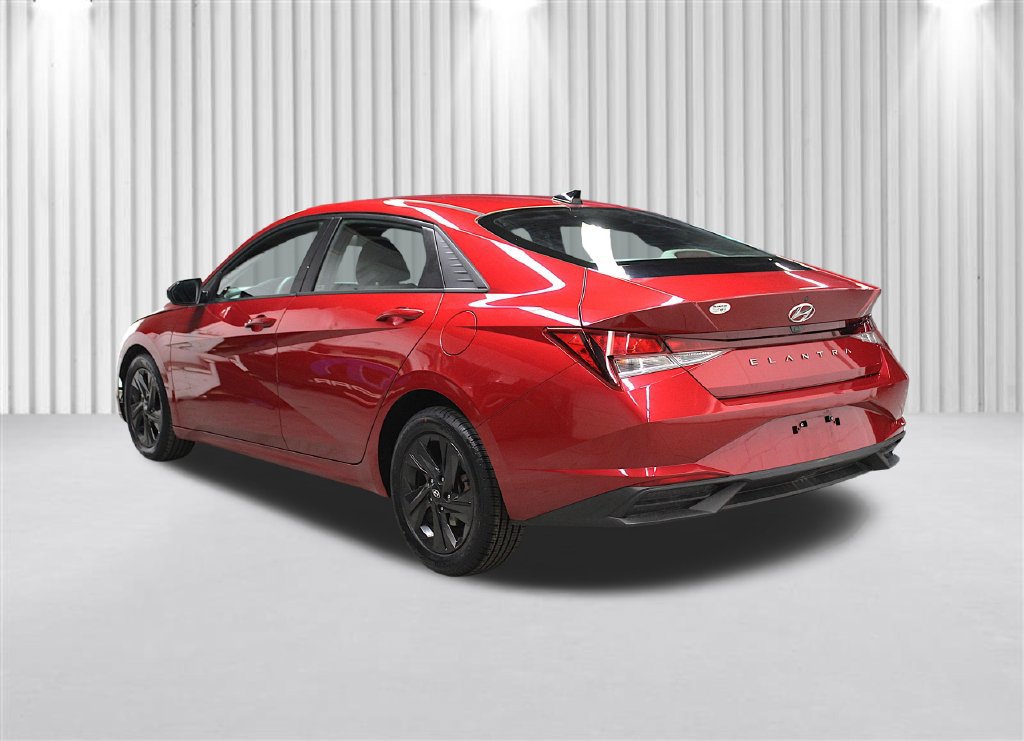 Used 2021 Hyundai Elantra SEL w/ Convenience Package FWD image 5