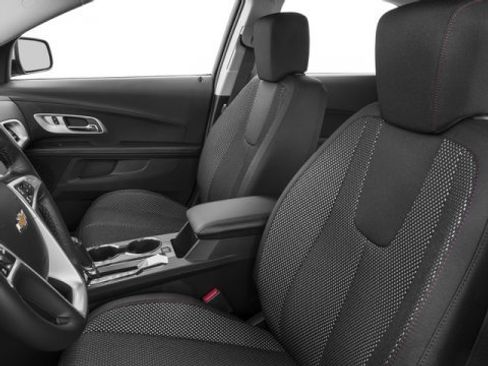 Used 2017 Chevrolet Equinox LT w/ Midnight Edition image 12