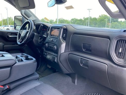 Used 2024 Chevrolet Silverado 2500 Custom w/ Custom Convenience Package AWD/4WD image 28