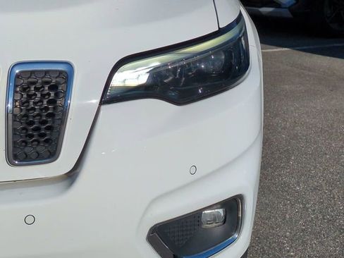 Used 2022 Jeep Cherokee Limited AWD/4WD image 10