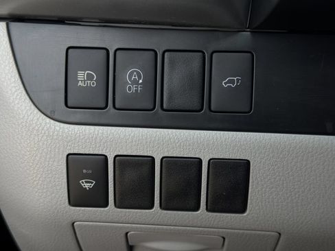 Used 2018 Toyota Highlander XLE FWD image 23