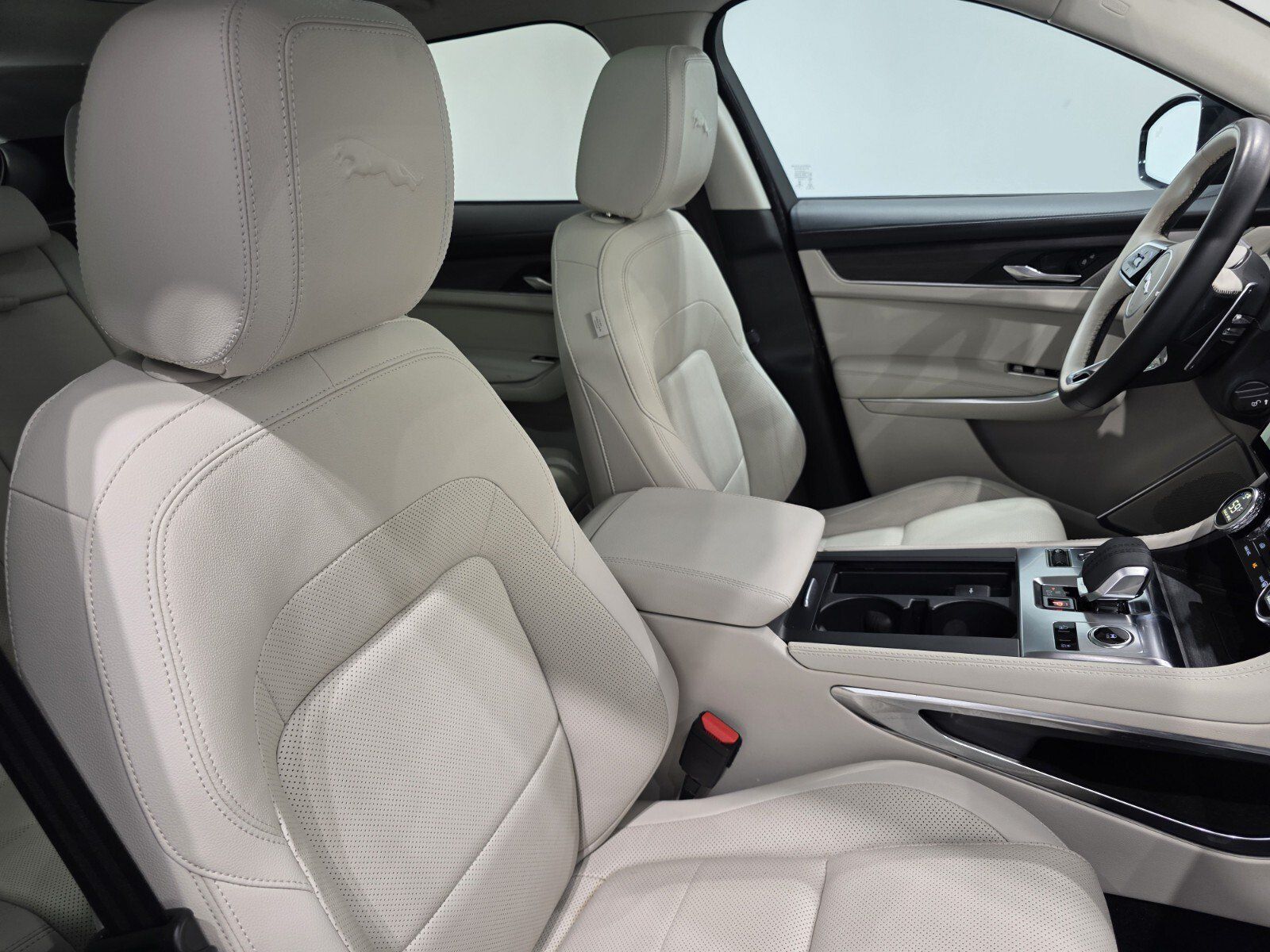 Used 2021 Jaguar F-PACE S AWD/4WD image 23