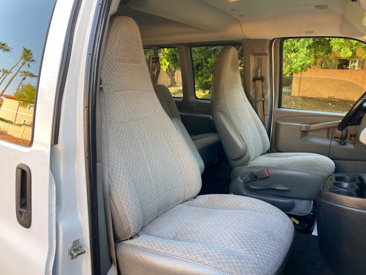 Used 2019 Chevrolet Express 3500 LT w/ LT Preferred Equipment Group RWD image 37