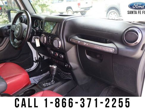 Used 2018 Jeep Wrangler Unlimited Sport S AWD/4WD image 29