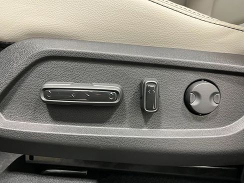 New 2026 Honda Pilot Touring image 14