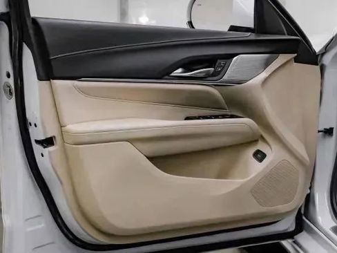 Used 2024 Cadillac CT4 Luxury w/ Sun And Sound Package image 49