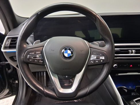 Used 2023 BMW 330i Sedan w/ Premium Package RWD image 11